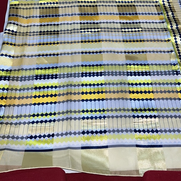 Vintage yellow white silky Big square scarf zig zag 70s print Mod, retro 39x39” - Picture 5 of 11